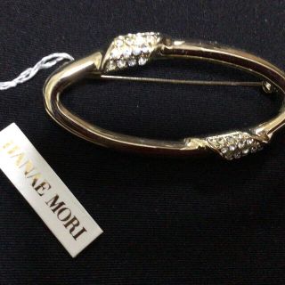 HANAE MORI(ブローチ/コサージュ)のフリマアイテム一覧 HANAE MORI(ブローチ/コサージュ)のフリマアイテム一覧