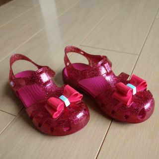 クロックス(crocs)のクロックス　サンダル　　ピンク　　C10(サンダル)