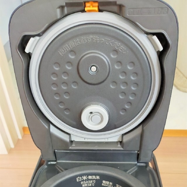 三菱IHジャー炊飯器 本炭釜 NJ-SW063 - 炊飯器