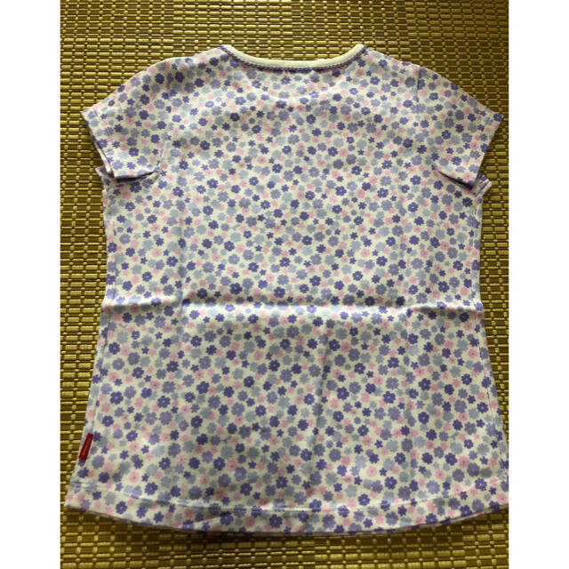 mikihouse(ミキハウス)の【新品】ミキハウス♡花柄Tシャツ♡100 キッズ/ベビー/マタニティのキッズ服女の子用(90cm~)(Tシャツ/カットソー)の商品写真