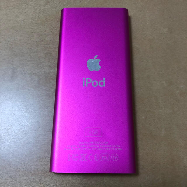 Apple(アップル)のiPod  nano 4GB 第2世代　ジャンク品ですが、動作確認済です。 スマホ/家電/カメラのオーディオ機器(ポータブルプレーヤー)の商品写真