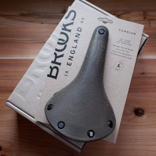 ブルックス(Brooks)のBROOKS CAMBIUM ALL WEATHER C17 マッドグリーン色(パーツ)