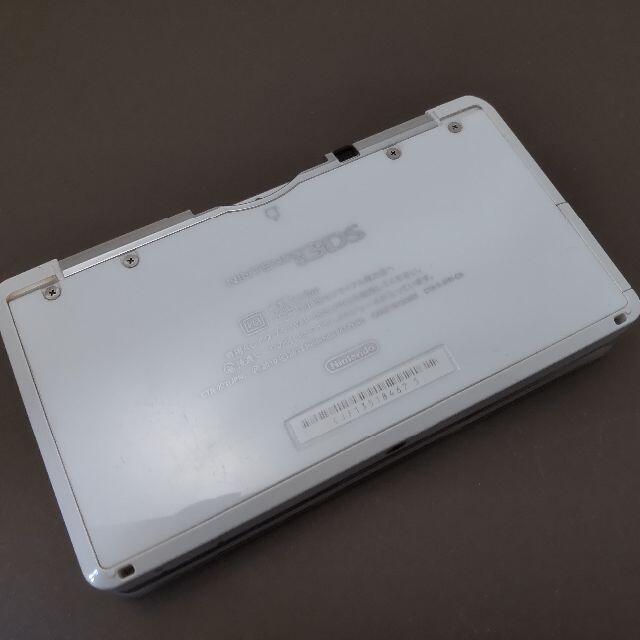 ニンテンドー3DS(ニンテンドー3DS)の安心の整備済み！◆任天堂3DS 中古本体◆アイスホワイト◆90 エンタメ/ホビーのゲームソフト/ゲーム機本体(携帯用ゲーム機本体)の商品写真