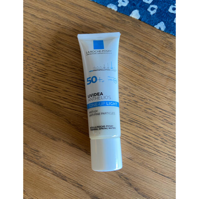 LA ROCHE-POSAY(ラロッシュポゼ)のLa Roche-Posay(ラ ロッシュ ポゼ)☆UVイデア XL SPF50 コスメ/美容のボディケア(日焼け止め/サンオイル)の商品写真