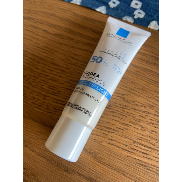 LA ROCHE-POSAY(ラロッシュポゼ)のLa Roche-Posay(ラ ロッシュ ポゼ)☆UVイデア XL SPF50 コスメ/美容のボディケア(日焼け止め/サンオイル)の商品写真