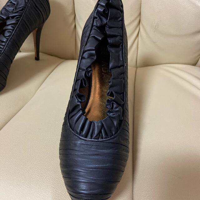 ESCADA(エスカーダ)のセール　エスカーダハイヒール　一度使用 レディースの靴/シューズ(ハイヒール/パンプス)の商品写真