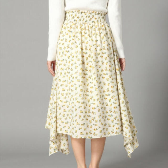 LOWRYS FARM(ローリーズファーム)のLOWRYS FARM 花柄スカート 新品 レディースのスカート(ロングスカート)の商品写真