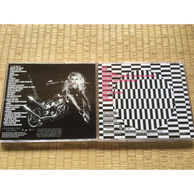 LADY GAGA albumセット エンタメ/ホビーのCD(ポップス/ロック(洋楽))の商品写真