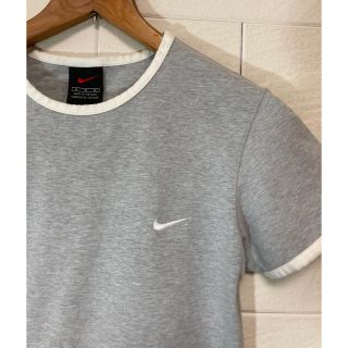 ナイキ(NIKE)のNIKE ナイキ Tシャツ(Tシャツ(半袖/袖なし))