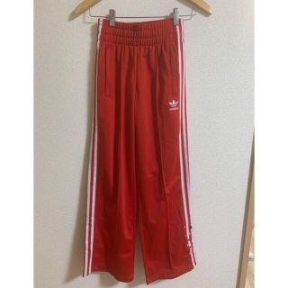 アディダス(adidas)のMOPPY様専用　adidas  originals 赤　トラックパンツ新品(その他)