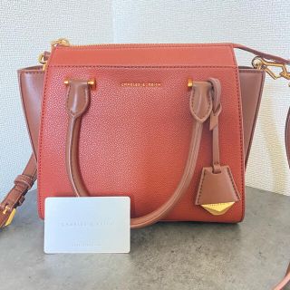 チャールズアンドキース(Charles and Keith)のチャールズアンドキース　ハンドバッグ(ハンドバッグ)