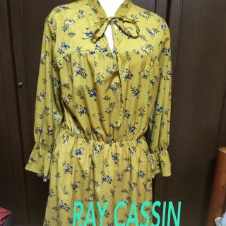 レイカズン(RayCassin)のRAY CASSIN  レイカズン★F 花柄ワンピース(ひざ丈ワンピース)