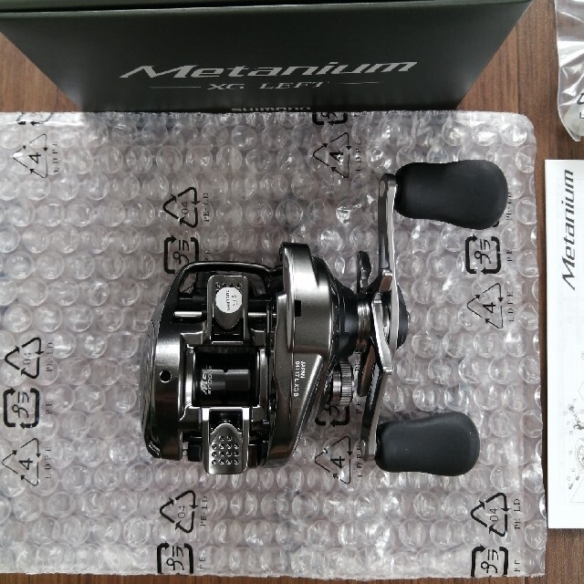 SHIMANO(シマノ)の20 メタニウム XG LEFT スポーツ/アウトドアのフィッシング(リール)の商品写真