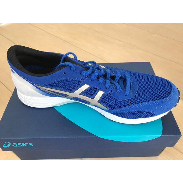 asics(アシックス)のアシックス　ターサーエッジ　26.5ワイド スポーツ/アウトドアのランニング(シューズ)の商品写真