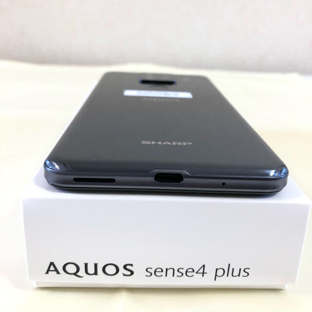 AQUOS(アクオス)の【おまけ付】美品 AQUOS sense4 plus SH-M16 ブラック スマホ/家電/カメラのスマートフォン/携帯電話(スマートフォン本体)の商品写真