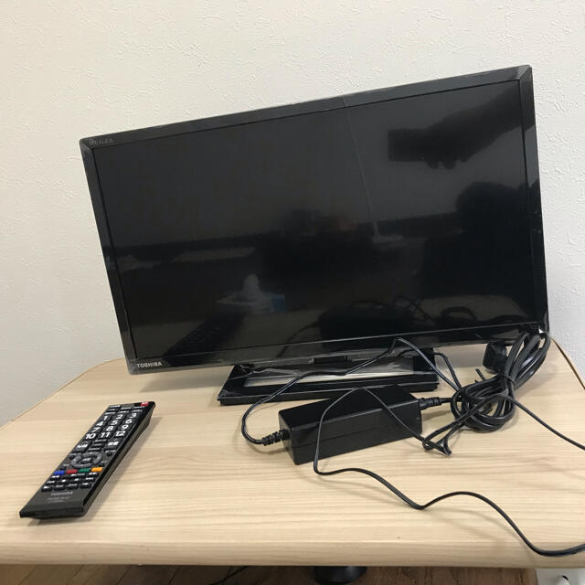 【美品】東芝　液晶テレビ　19S22　2020年製