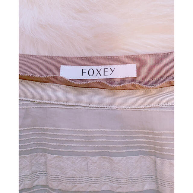 FOXEY(フォクシー)の【Waterh2o様専用】フォクシーカタログ掲載完売スカート38ファーストライン レディースのスカート(ひざ丈スカート)の商品写真