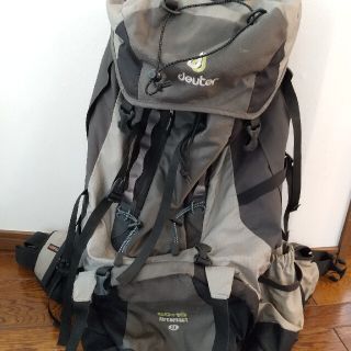 ドイター(Deuter)のはちちさま専用 ドイター エアーコンタクト SL60+10(登山用品)