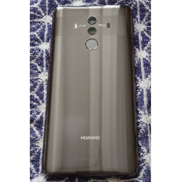 HUAWEI mate10pro  チタニウムグレー スマホ/家電/カメラのスマートフォン/携帯電話(スマートフォン本体)の商品写真