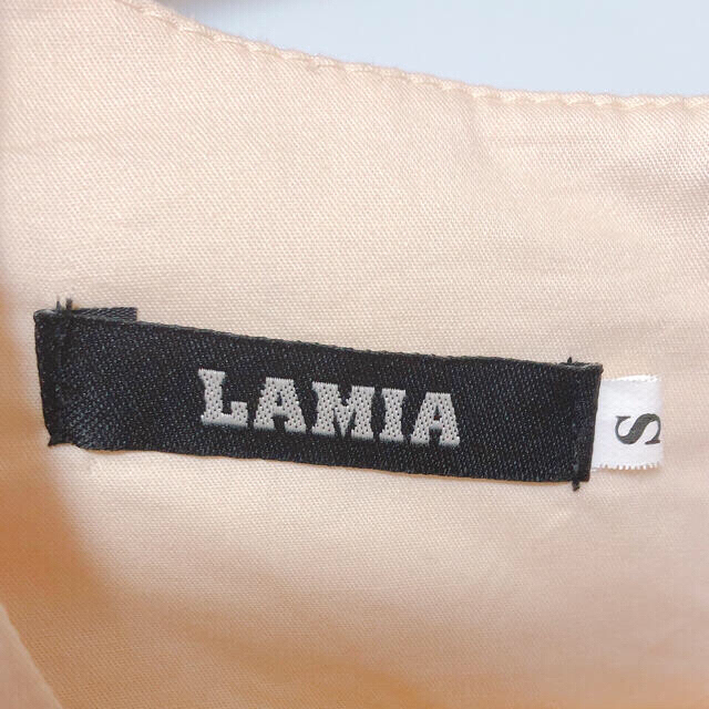 LAMIA(ラミア)のお値下げしました‼️LAMIA ワンピース　韓国　新品　夏　フレア レディースのワンピース(ひざ丈ワンピース)の商品写真