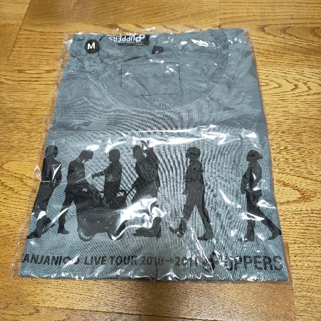 関ジャニ∞(カンジャニエイト)の関ジャ二∞ グッズ Tシャツ エンタメ/ホビーのタレントグッズ(アイドルグッズ)の商品写真