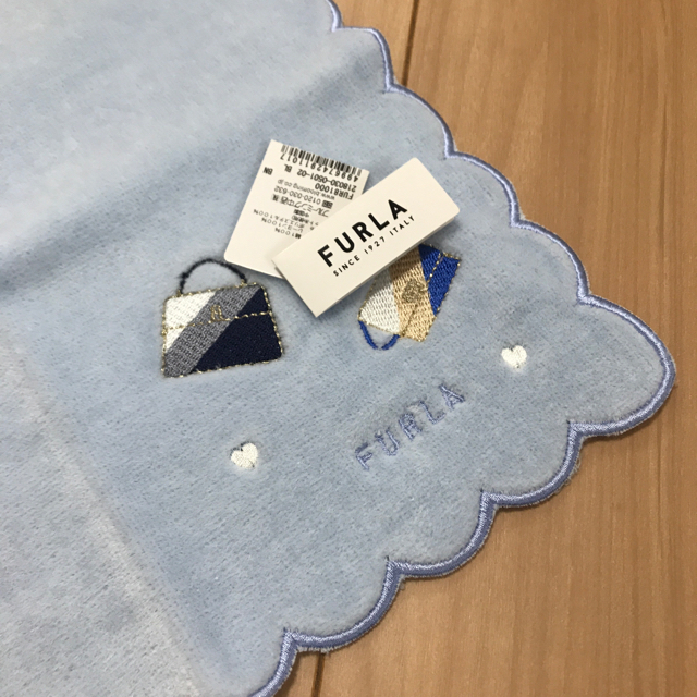Furla(フルラ)の☆新品未使用品☆ FURLA タオルハンカチ レディースのファッション小物(ハンカチ)の商品写真