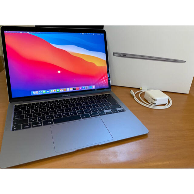MacBook Air M1(8GB/256GB)　スペースグレイ スマホ/家電/カメラのPC/タブレット(ノートPC)の商品写真