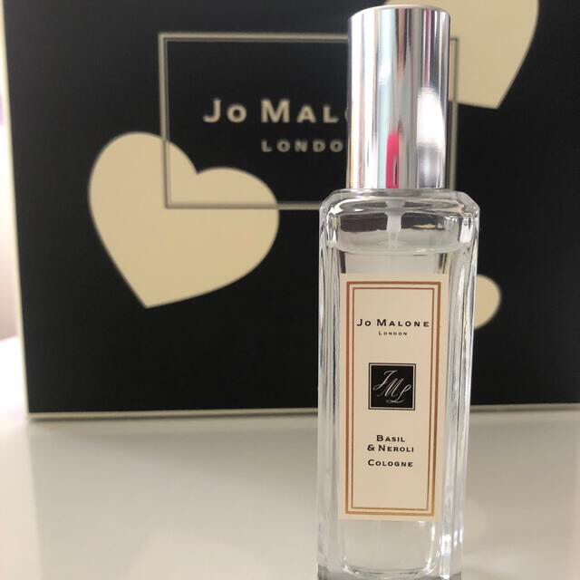 Jo Malone(ジョーマローン)のバジル&ネロリ　コロン　Jo MALONE キャップに　ネーム入り コスメ/美容の香水(その他)の商品写真