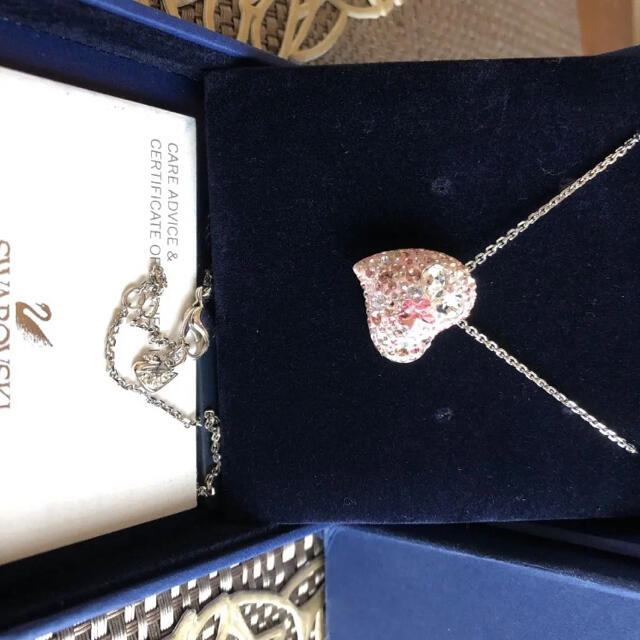 SWAROVSKI(スワロフスキー)のスワロフスキー  ハート ネックレス レディースのアクセサリー(ネックレス)の商品写真