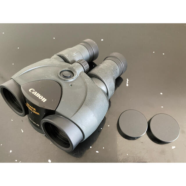 Canon 防振双眼鏡　10×30IS スマホ/家電/カメラのカメラ(その他)の商品写真
