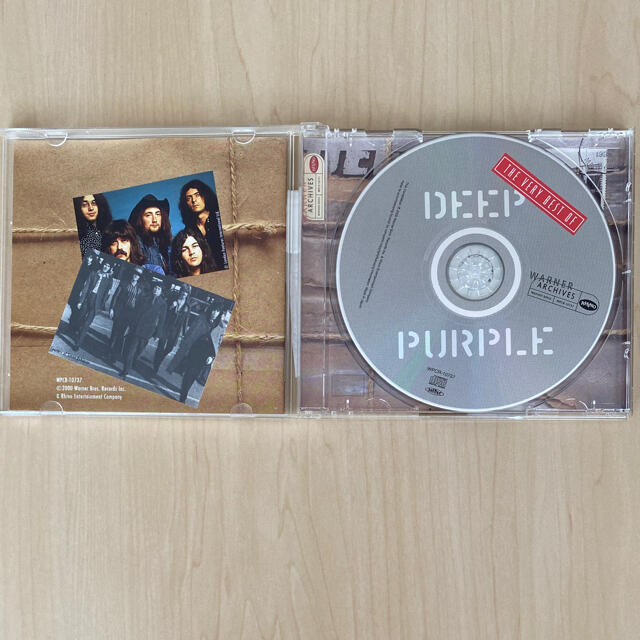 DEEP PURPLE ディープパープル　BEST CD エンタメ/ホビーのCD(ポップス/ロック(洋楽))の商品写真