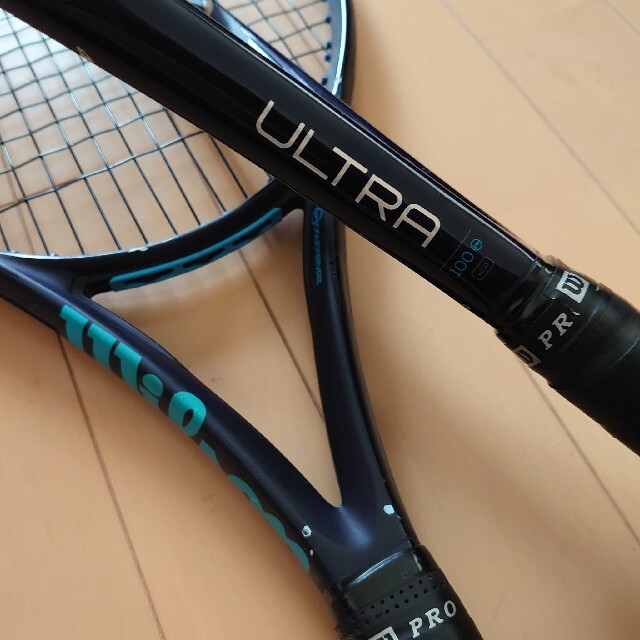 wilson(ウィルソン)のWilson Ultra 100 ２本セット スポーツ/アウトドアのテニス(ラケット)の商品写真
