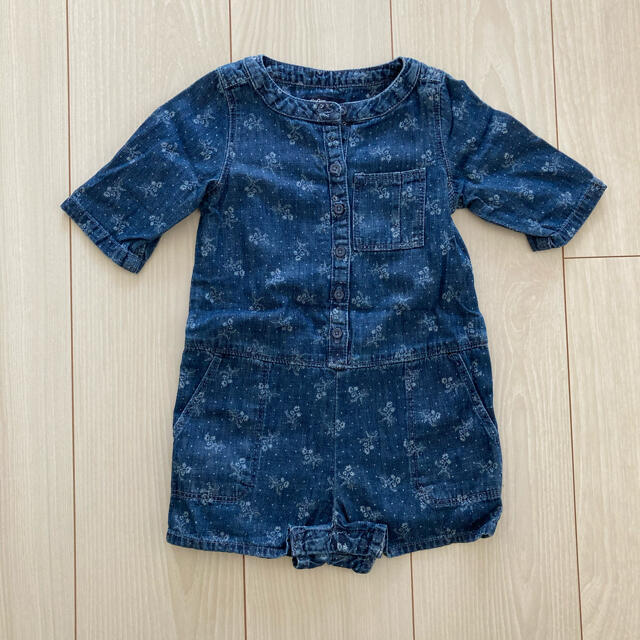 babyGAP(ベビーギャップ)の80㎝ デニムロンパース キッズ/ベビー/マタニティのベビー服(~85cm)(ロンパース)の商品写真