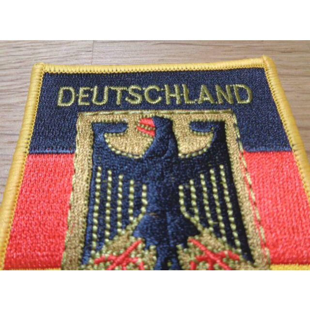 黒赤黄（定型）■新品　ドイツ　ベルリンBERLIN　黒鳥マッスル　刺繍ワッペン エンタメ/ホビーのミリタリー(その他)の商品写真