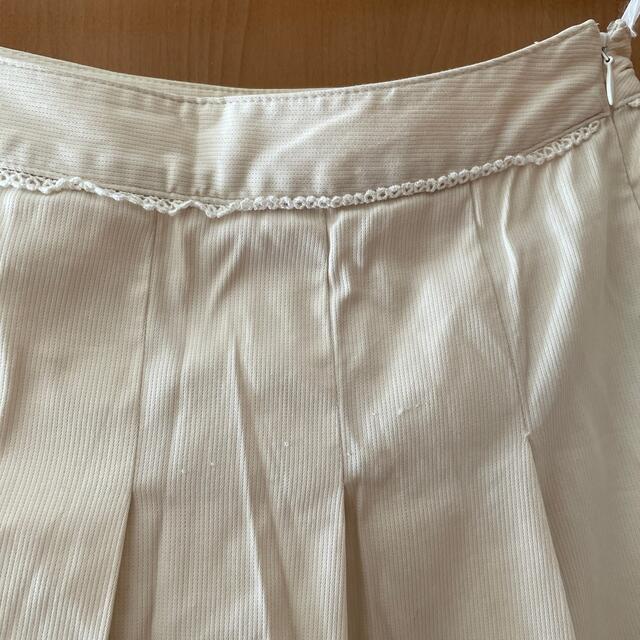 OFUON(オフオン)のアイボリー夏用スカート レディースのスカート(ひざ丈スカート)の商品写真