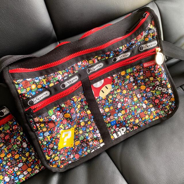 LeSportsac(レスポートサック)のレスポートサック（スーパーマリオ柄） レディースのバッグ(ショルダーバッグ)の商品写真