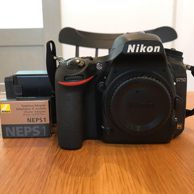 Nikon D750 ボディ NEPS1 DK-17 予備バッテリーつき