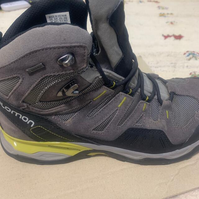 SALOMON(サロモン)のSALOMON 山登りシューズ　28.5センチ スポーツ/アウトドアのアウトドア(登山用品)の商品写真