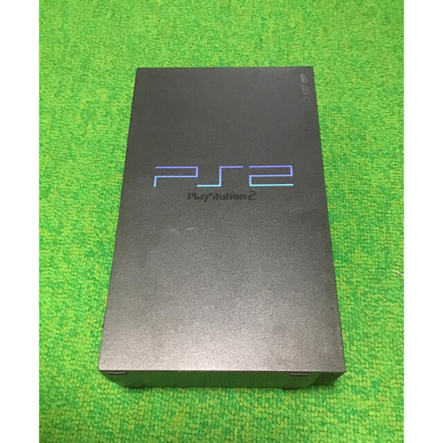 PlayStation2(プレイステーション2)のPlayStation2  SCPH-30000 エンタメ/ホビーのゲームソフト/ゲーム機本体(家庭用ゲーム機本体)の商品写真