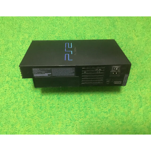 PlayStation2(プレイステーション2)のPlayStation2  SCPH-30000 エンタメ/ホビーのゲームソフト/ゲーム機本体(家庭用ゲーム機本体)の商品写真
