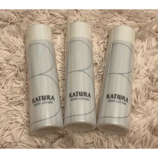 カツウラケショウヒン(KATWRA(カツウラ化粧品))のカツウラ　ボディローションA 3本セット(ボディローション/ミルク)