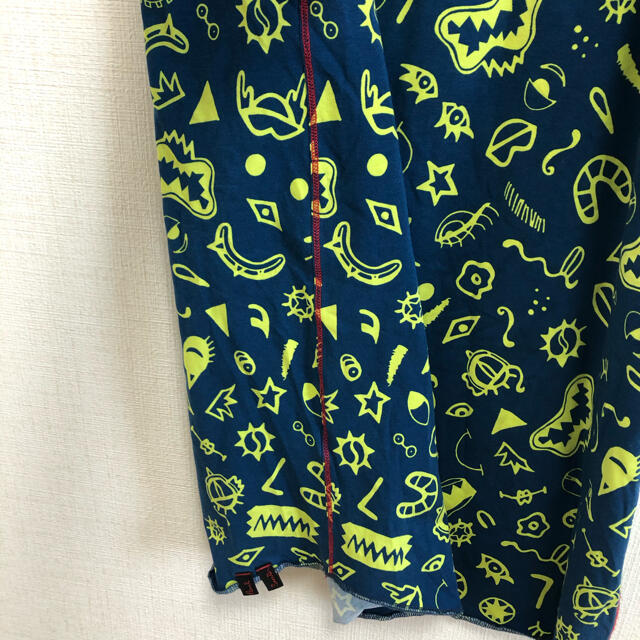 Paul Smith(ポールスミス)のPaul Smith ポールスミス　Tシャツ　青　総柄　Lサイズ メンズのトップス(Tシャツ/カットソー(半袖/袖なし))の商品写真