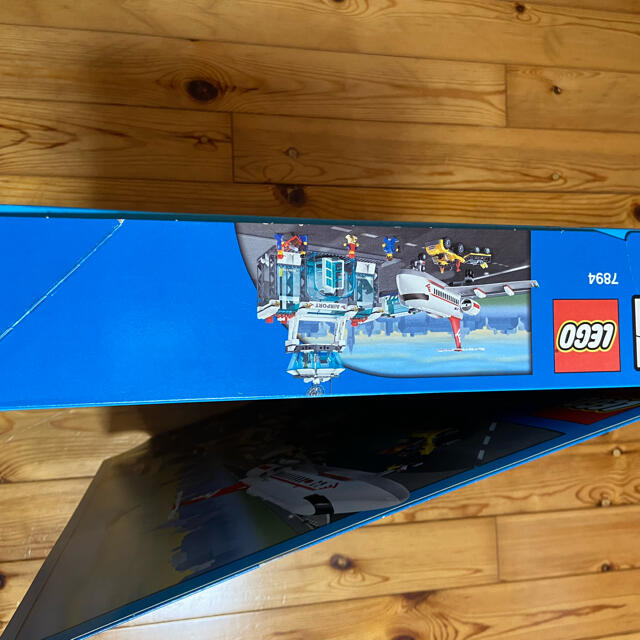 Lego(レゴ)の【未開封品】LEGO 7894 レゴシティ 空港 エンタメ/ホビーのおもちゃ/ぬいぐるみ(キャラクターグッズ)の商品写真