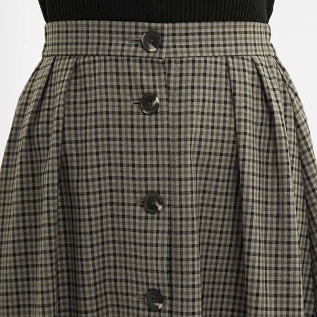 GU(ジーユー)の♡GU♡チェックフロントボタン ロングスカート レディースのスカート(ロングスカート)の商品写真