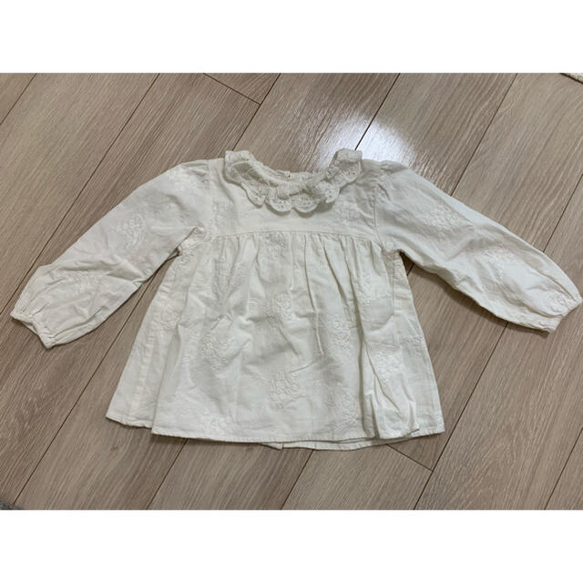 ZARA(ザラ)のZARA ブラウス　104 キッズ/ベビー/マタニティのキッズ服女の子用(90cm~)(ブラウス)の商品写真