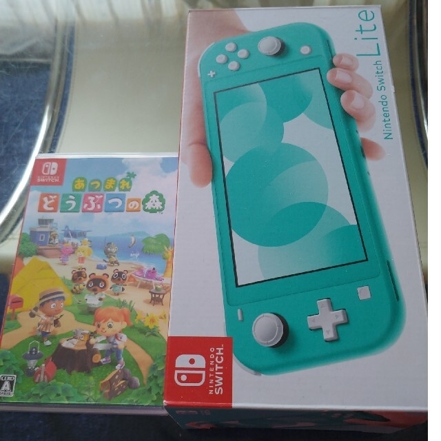 任天堂SwitchLiteとあつまれどうぶつの森のセット