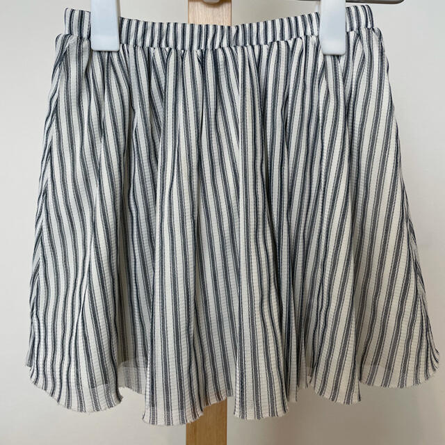 MPS(エムピーエス)のMPS スカート／キュロット　130 キッズ/ベビー/マタニティのキッズ服女の子用(90cm~)(スカート)の商品写真