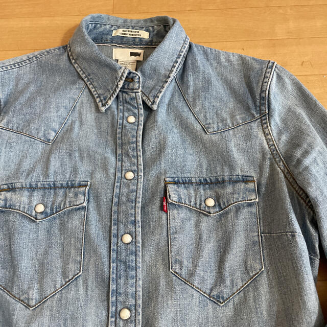 Levi's(リーバイス)のリーバイス♡デニムシャツ♡美品 レディースのトップス(シャツ/ブラウス(長袖/七分))の商品写真