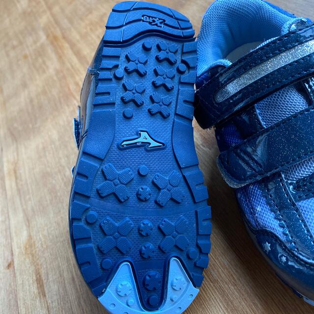 MIZUNO(ミズノ)のMIZUNO 17cm シューズ キッズ/ベビー/マタニティのキッズ靴/シューズ(15cm~)(スニーカー)の商品写真