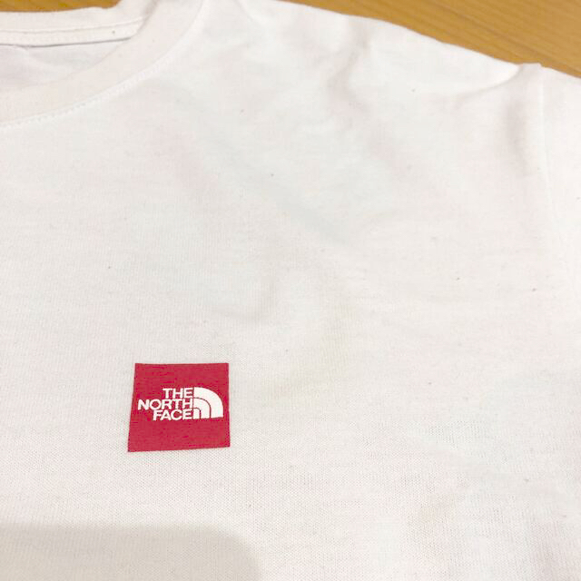 THE NORTH FACE(ザノースフェイス)のノースフェイス　白Ｔシャツ メンズのトップス(Tシャツ/カットソー(半袖/袖なし))の商品写真